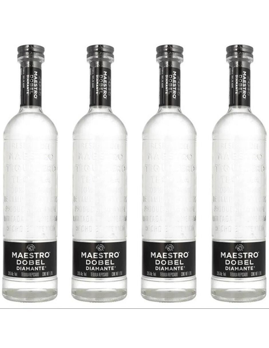 Caja de tequila Maestro Dobel tipo Reposado cristalino 4 piezas 1.5 L c/u