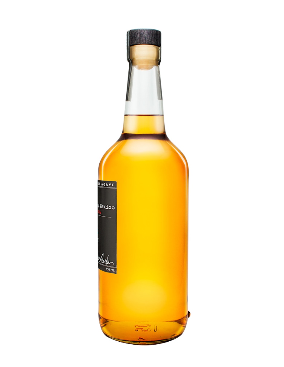 Tequila tipo Añejo 750 ml 4
