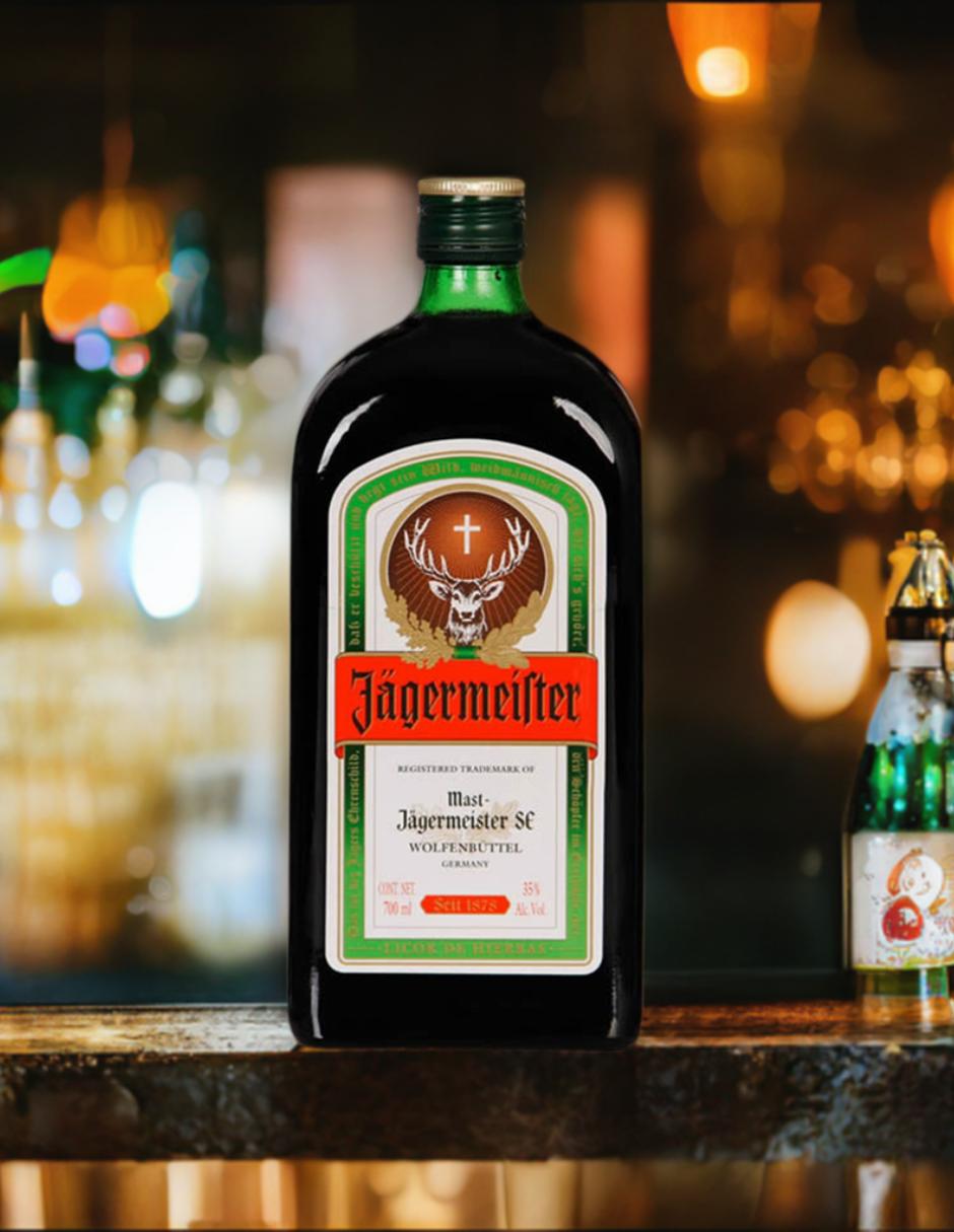 Licor de anís Jägermeister sabor dulce 700 ml Licor de anís Jägermeister sabor dulce 700 ml